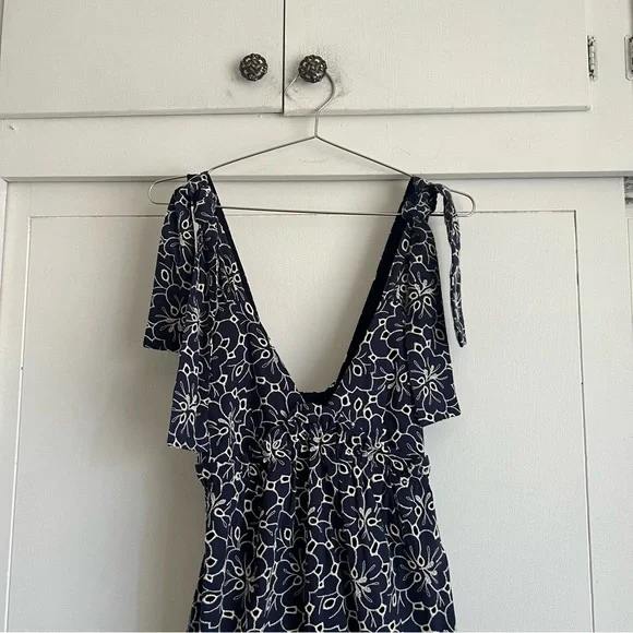 Sezane Graziella Dress - Picture 2 of 10
